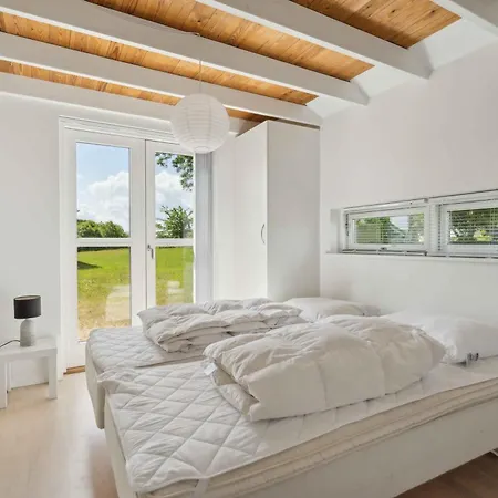 Sea View And Calm In Lovely House For 10 Guests Dom wakacyjny Augustenborg